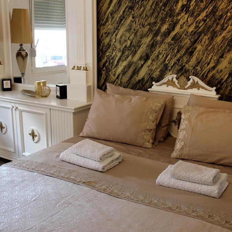 Beautiful House Lara - Two-Bedroom Villa - 54