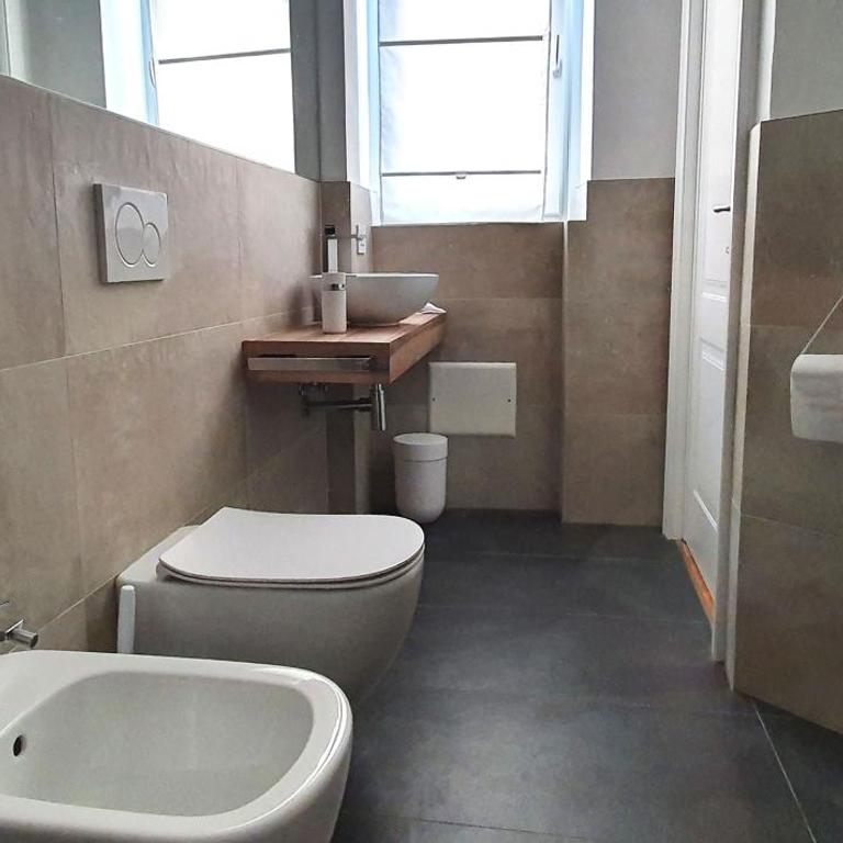 B&B La Corte Antica - Luino Lago Maggiore - Chambre Double avec Salle de Bains Privative - 6