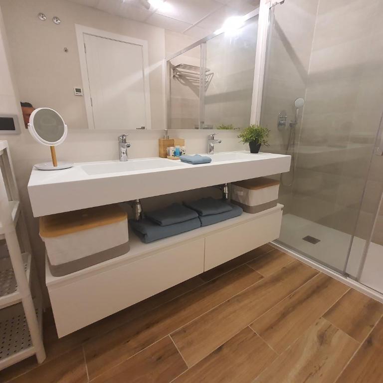 Sunset Waves Benidorm by KalmaRent - Apartamento de 3 dormitorios - 65