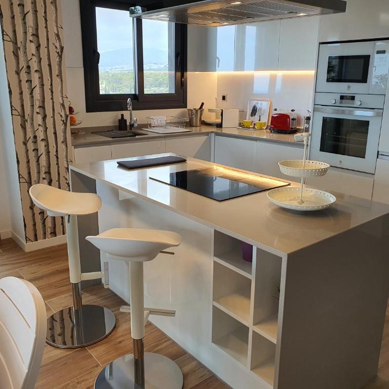 Sunset Waves Benidorm by KalmaRent - Apartamento de 3 dormitorios - 80