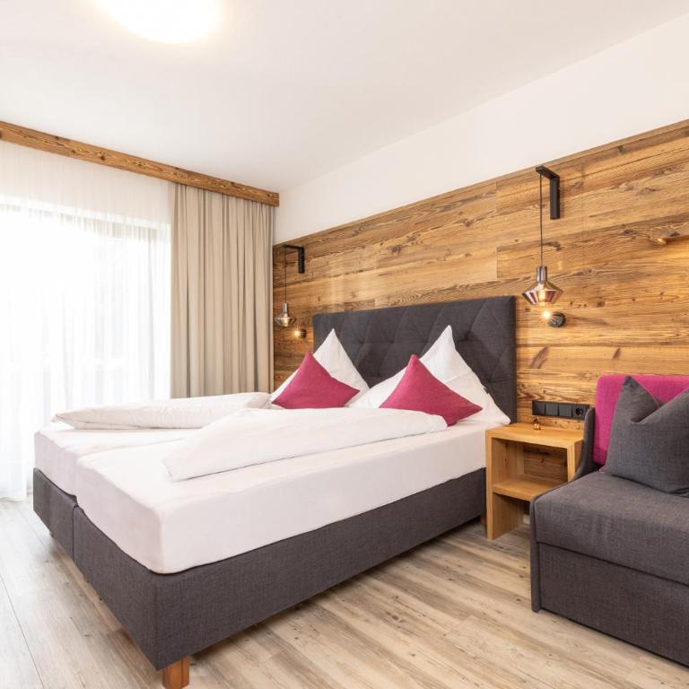 Pension Rofan - Dreibettzimmer - 2
