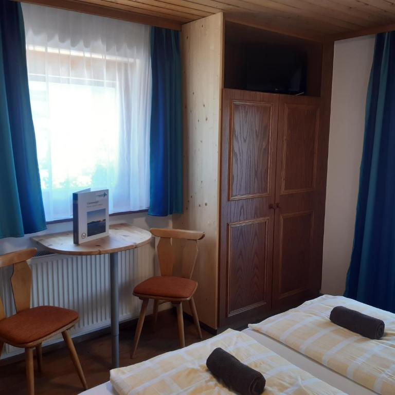 Pension zu Hause - Doppelzimmer mit eigenem externen Bad - 4