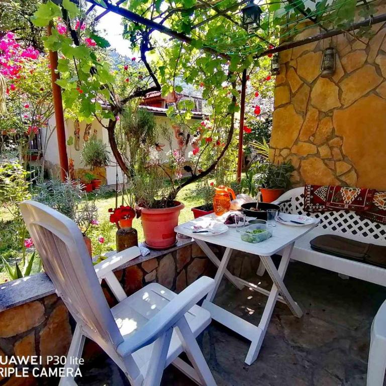 Modern&Cozy Bosnian house with GARDEN+FREE parking - Porodični Apartman Tipa "Suite" - 43