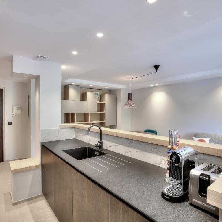 Luxury flat with balcony - city center Cannes - Apartamento de 2 dormitorios - 8