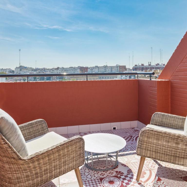 Eurostars Guadalquivir - Habitación Doble Deluxe con terraza - 6