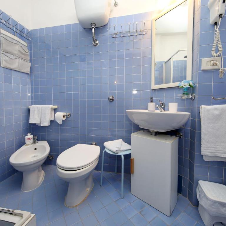 Tibullo Guesthouse - Camera Tripla - 4