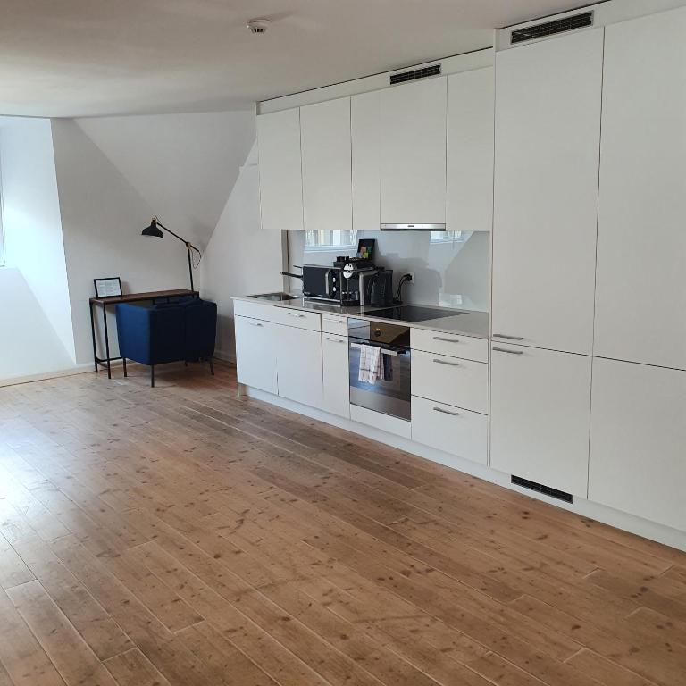 Top City Center Apartments location next to Lion Monument - Apartment mit Balkon - 5