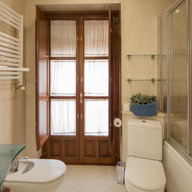 Lateral Suite Rodo - Casa de 4 dormitorios - 42