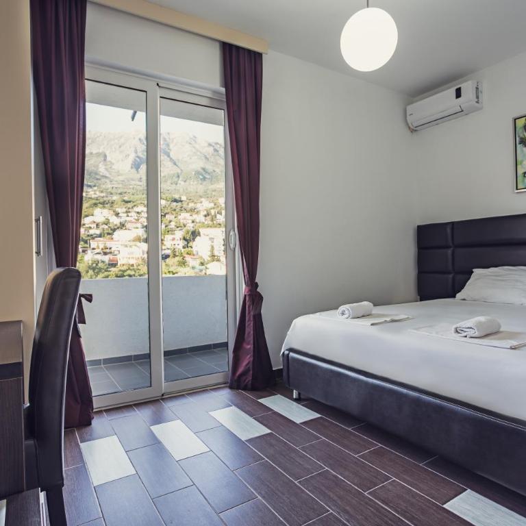 Apartments Atlantis - Studio with Balcony and Sea View (2 Adults) - 4