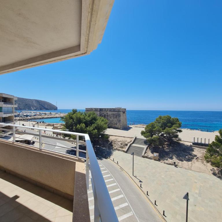 Moraira Beach - Three-Bedroom Apartment - 11