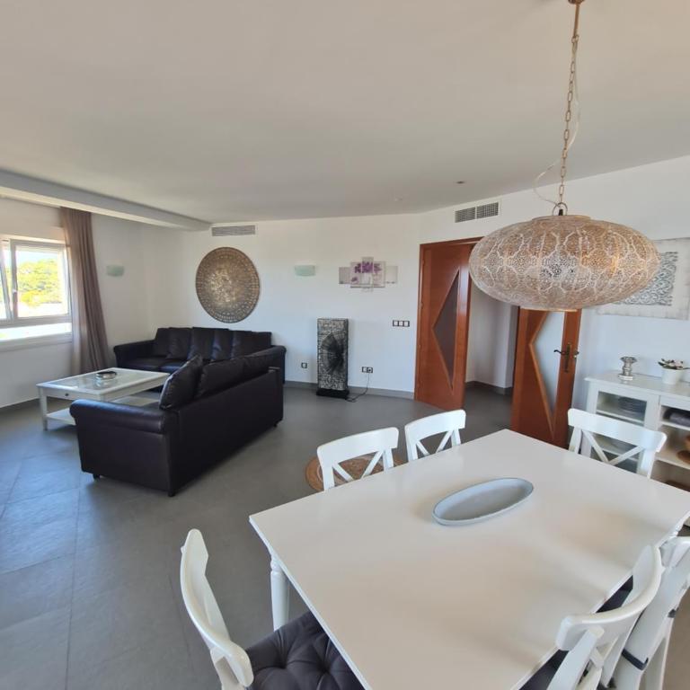 Moraira Beach - Three-Bedroom Apartment - 28