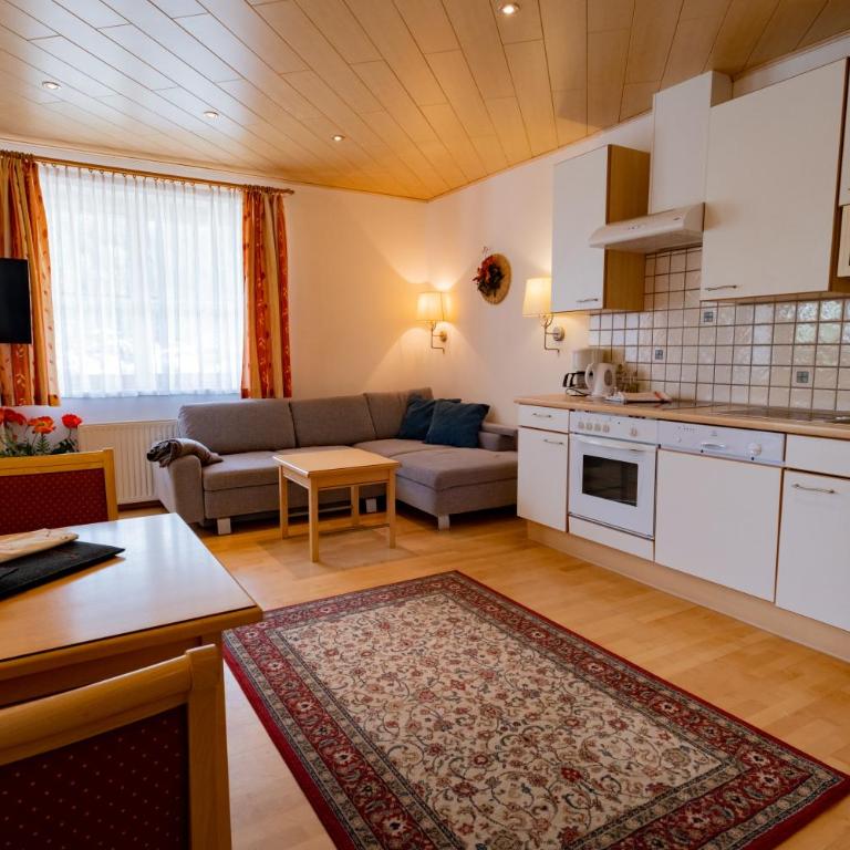 Die Nockalm - Apartment mit Blick auf die Berge - 1