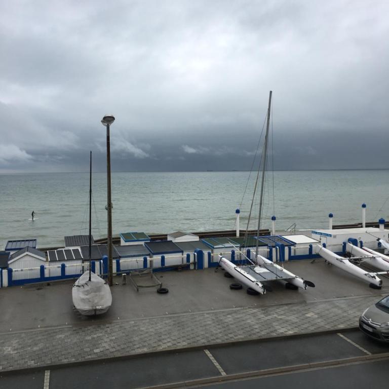 Cap'tain Kipper , vue mer, 2 chambres , garage fermé , Wimereux - Two-Bedroom Apartment - 34