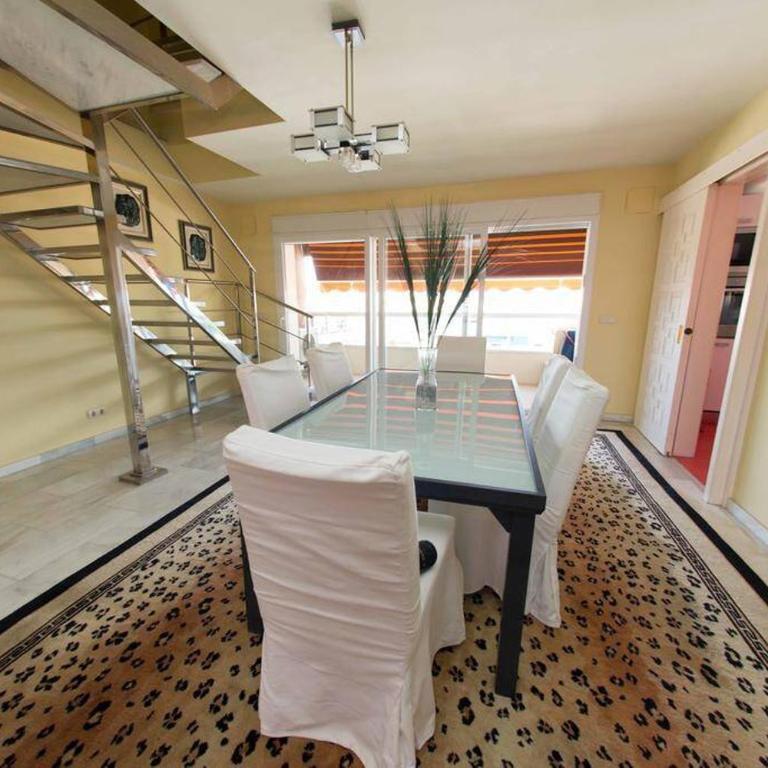 Penthouse with private pool, hot tub jacuzzi with sea views and chill-out zone, close to the sea - Three-Bedroom Apartment - 35