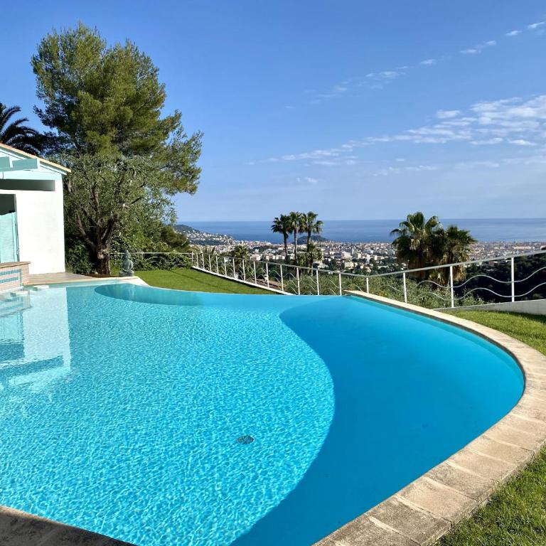 VILLA NICE-GAIRAUT by RIVIERA HOLIDAY HOMES - Villa avec Piscine Privée - 2