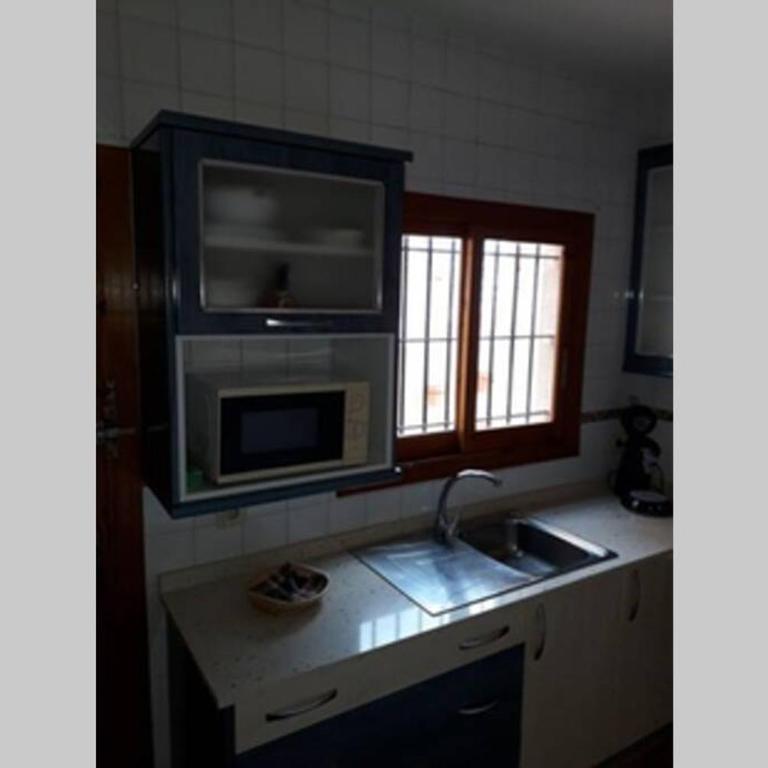 Aurora BeachHouse 300m from the beach with large beaitiful terrace - Casa de 3 dormitorios - 7
