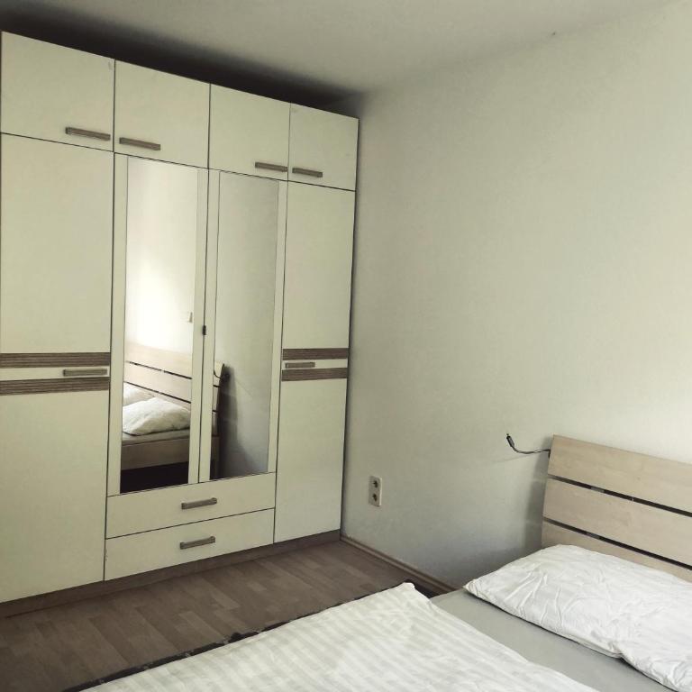 Haus Im Grünen - Apartment mit 1 Schlafzimmer - 2