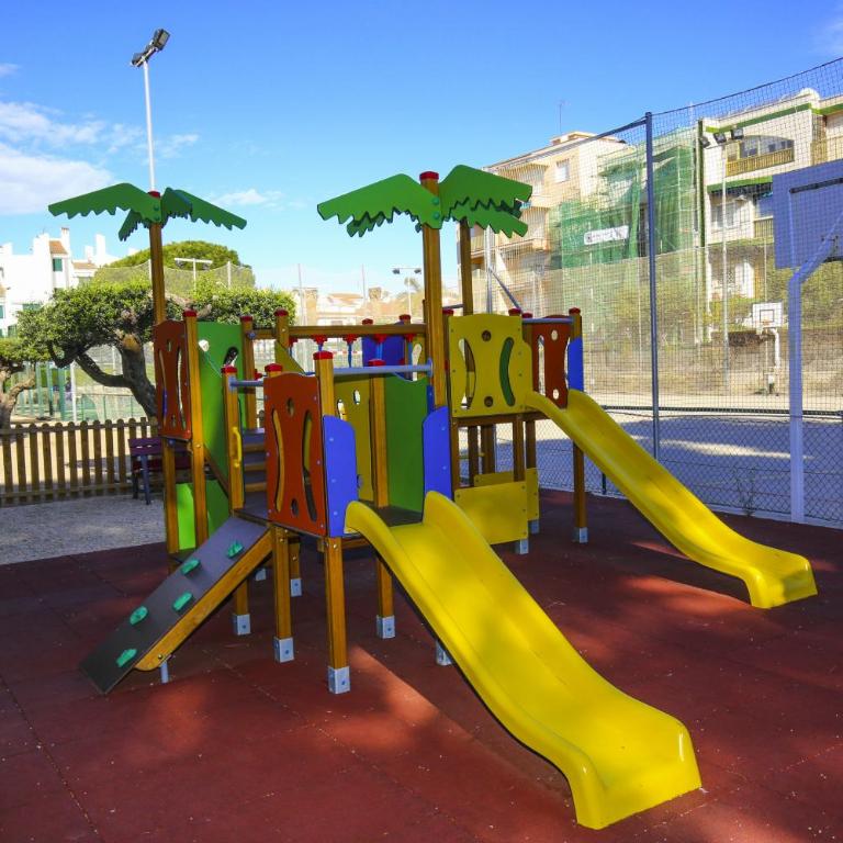 Galera 2 ONLY FAMILIES Planet Costa Dorada - Casa de 4 dormitorios - 31