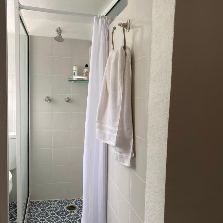 Nebraska Suites WTC - Double Room with Balcony - 8
