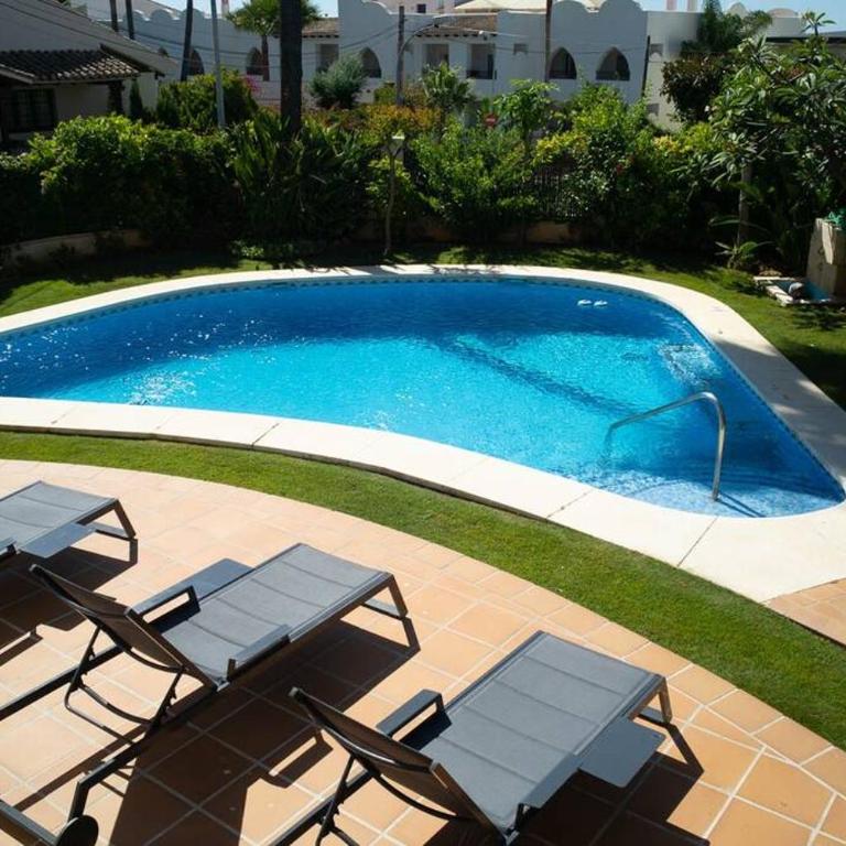 Beachside Villa in Puerto Marina, Benalmádena - Villa - 5