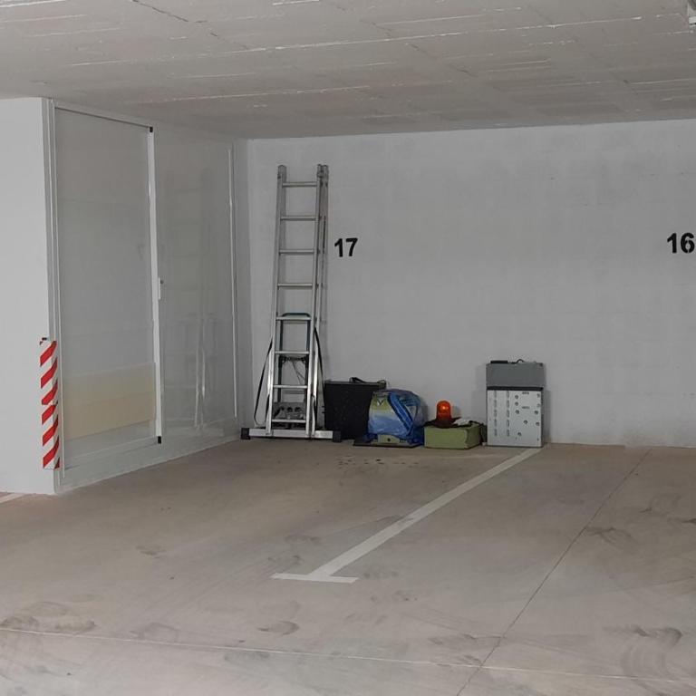 Parking, ubicación y confort - Apartamento de 1 dormitorio - 23