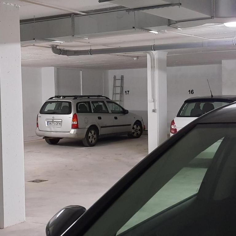 Parking, ubicación y confort - Apartamento de 1 dormitorio - 24