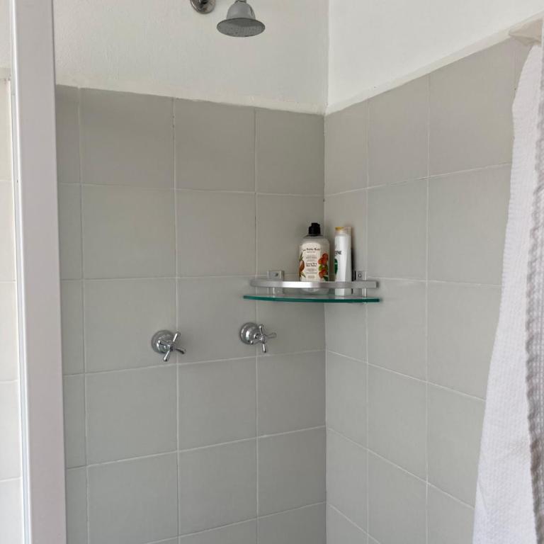 Nebraska Suites WTC - Double Room with Private Bathroom - 8