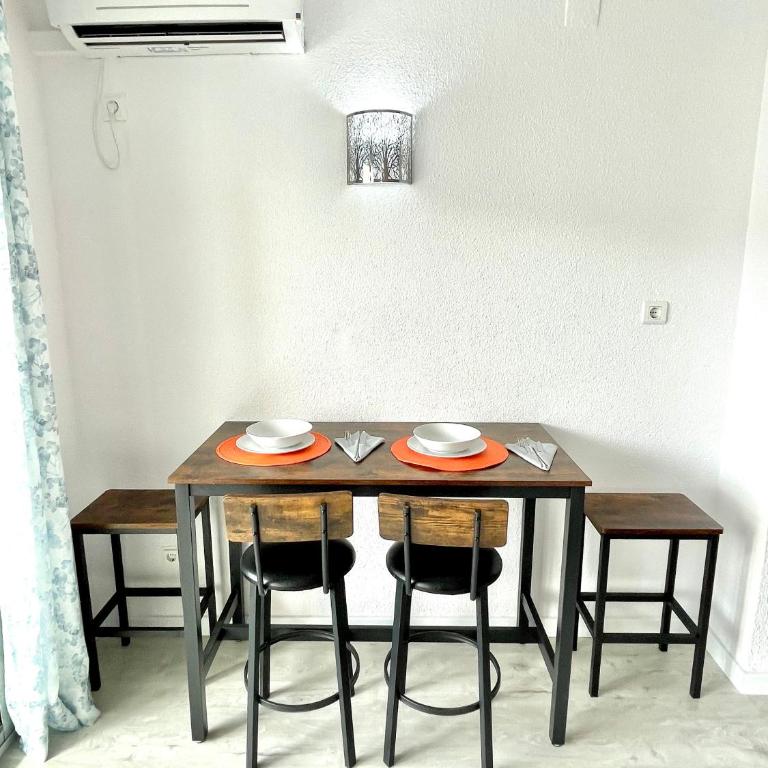 APARTBEACH FONT DE MAR 5º Clima Piscina y Vista Playa - Apartamento Estudio con vistas al mar - 8