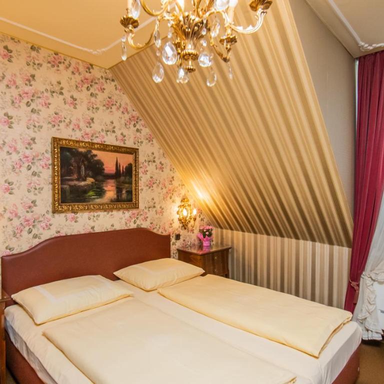 Hotel Palais Porcia - Standard Doppelzimmer - 8