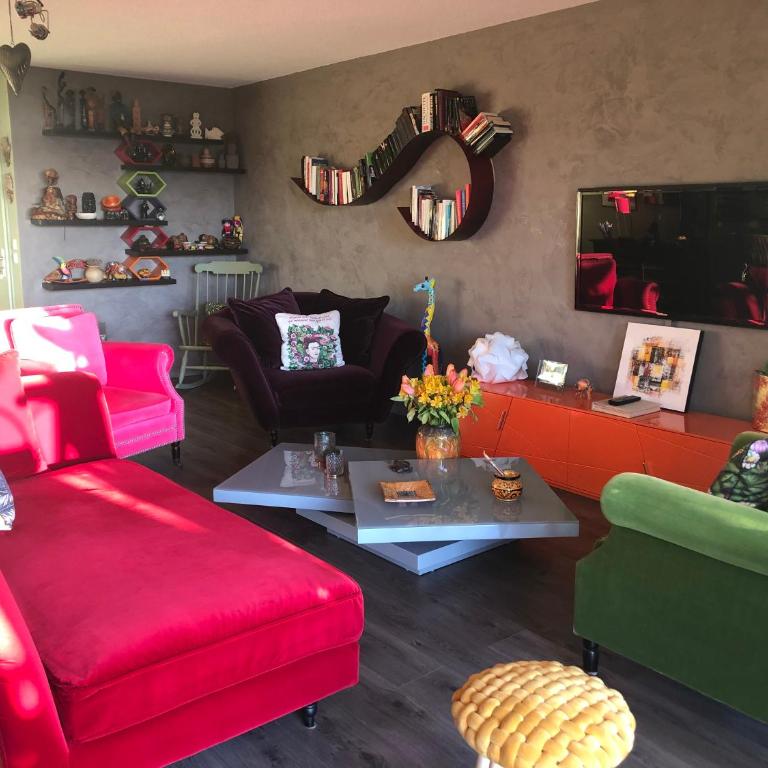 Bel appartement au calme vue imprenable parking privé gratuit - Apartment mit 1 Schlafzimmer - 11