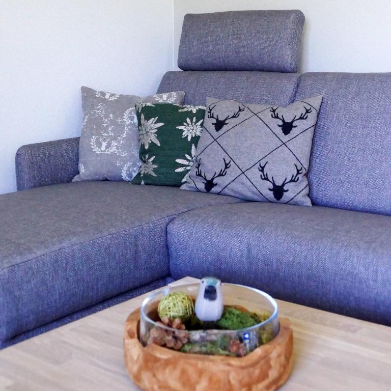 Ferienwohnung Wiesenglück inkl. Chiemgaukarte - Apartment mit Balkon - 1