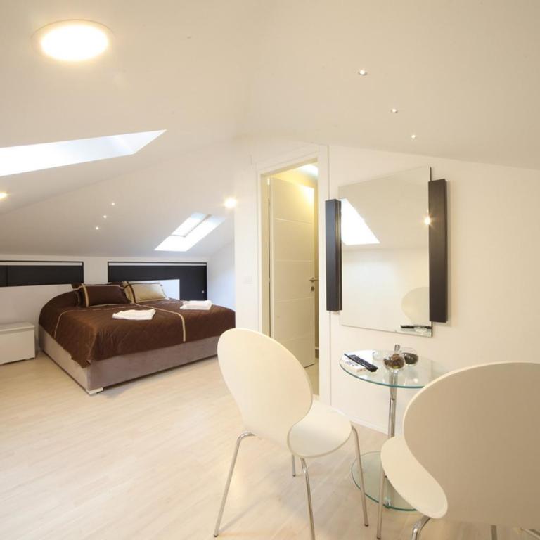 Agent Lux Apartments - Potkrovlje - 3