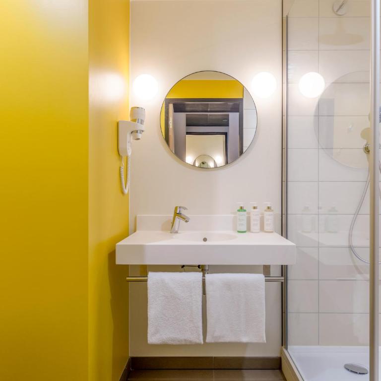 ibis Styles Paris Meteor Avenue d'Italie - Appartement avec 1 Lit Double et 2 Lits Simples - 8