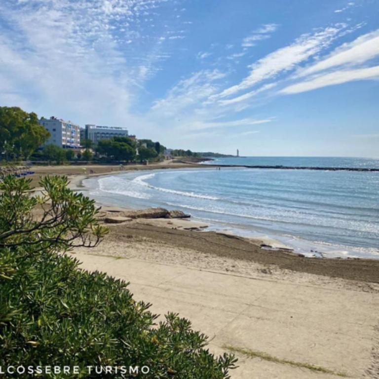 ENCANTADORA CASA CON PISCINA A 5 MIN PLAYA WIFI - Casa de 2 dormitorios - 36