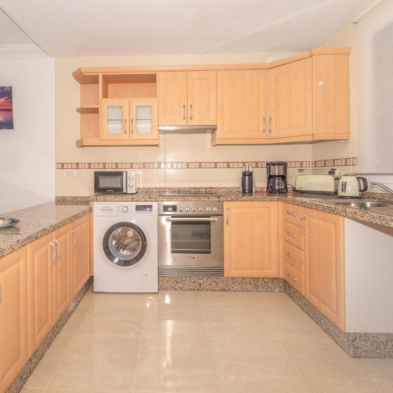 Premium Penthouse 105m2,bali bed,heated pool,Best Sunsets - Apartamento de 2 dormitorios - 27