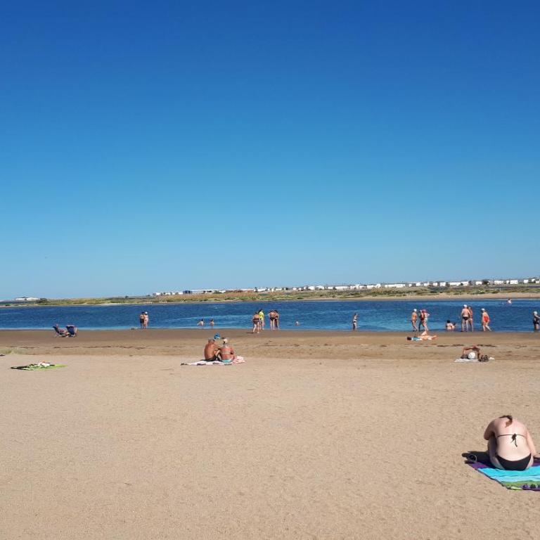 Studio cabine avec jardinet à 30 m de la plage, au calme. - Appartement 1 Chambre - 4