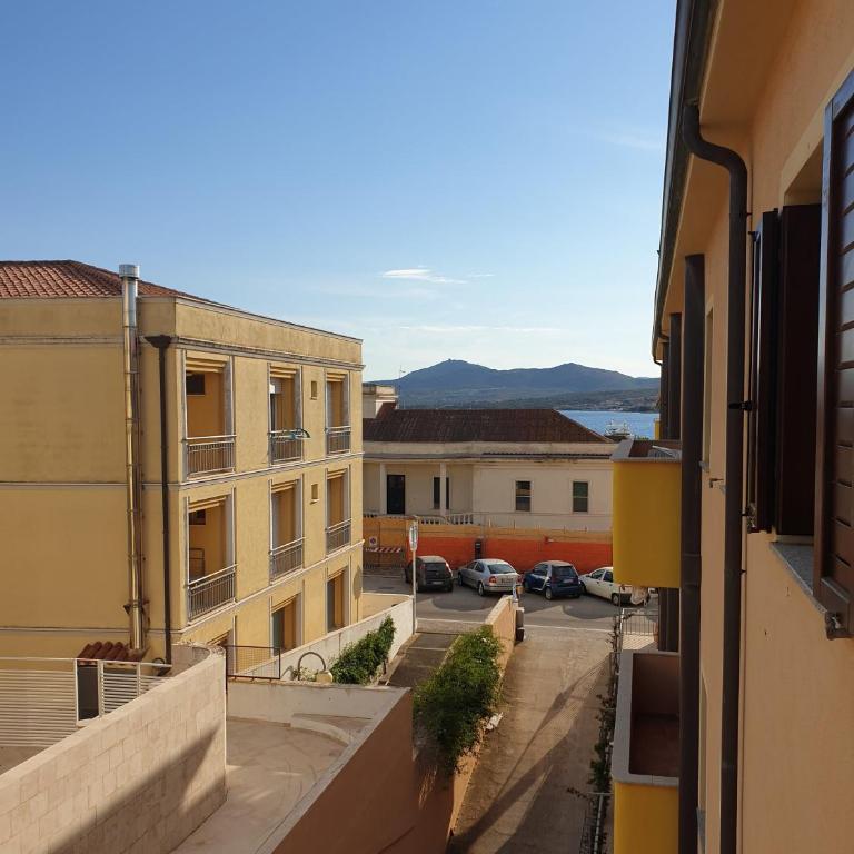 Capo Figari 9, Appartamento spazioso nel centro di Golfo Aranci con terrazza, Wi-Fi, parcheggio gratuito - Appartamento con 2 Camere da Letto - 9