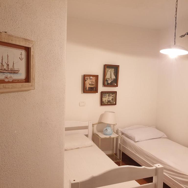 Capo Figari 9, Appartamento spazioso nel centro di Golfo Aranci con terrazza, Wi-Fi, parcheggio gratuito - Appartamento con 2 Camere da Letto - 5