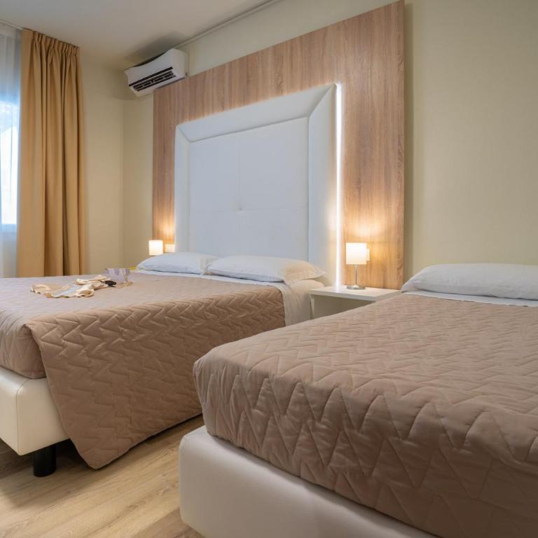 Hotel Suez - Camera Tripla - 1