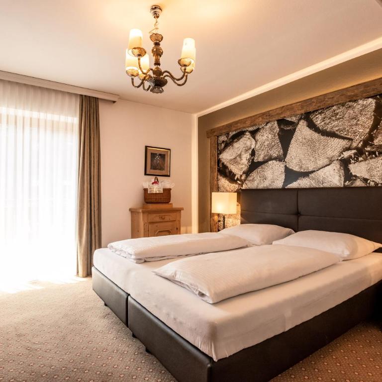 Hotel Hochfilzer - Familienzimmer mit Balkon - 1