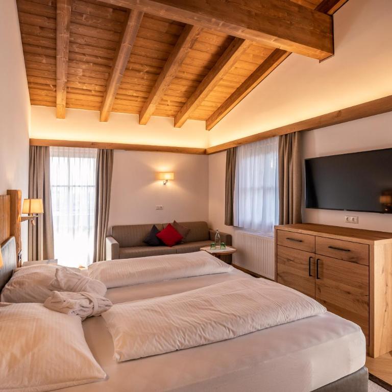 Hotel Hochfilzer - Familiensuite mit Balkon - 1
