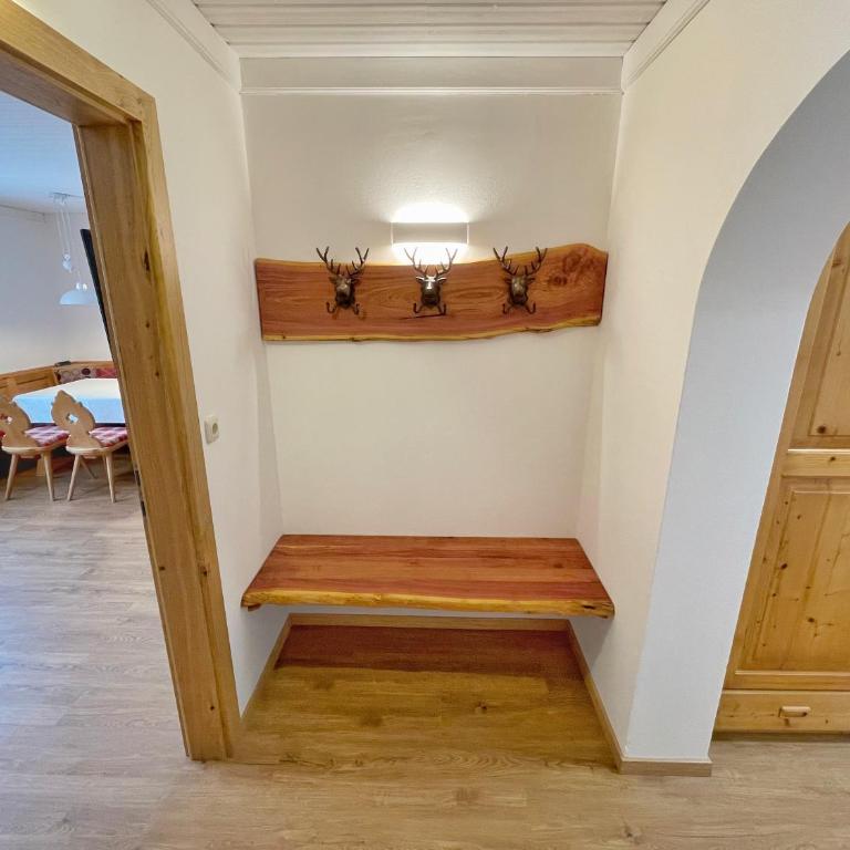 Pension Erlhof - Apartment mit 2 Schlafzimmern und Balkon - 1