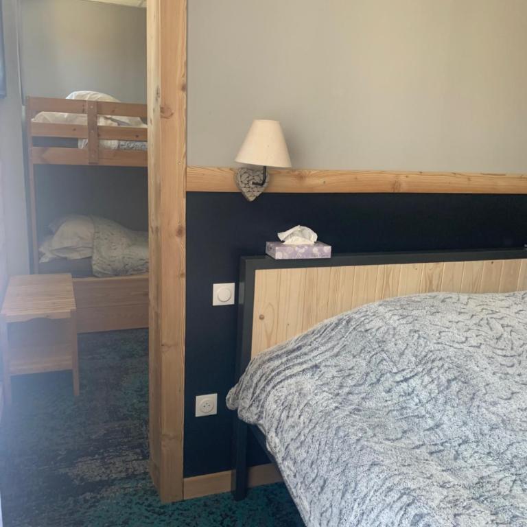 Hôtel l'Équipe - Family Double Room - 2