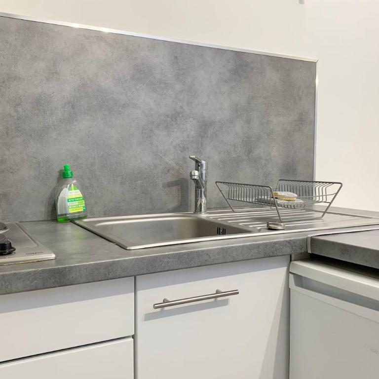 #BZ The heart of Grenoble Hyper-centre Ideal for students - Apartment - 8