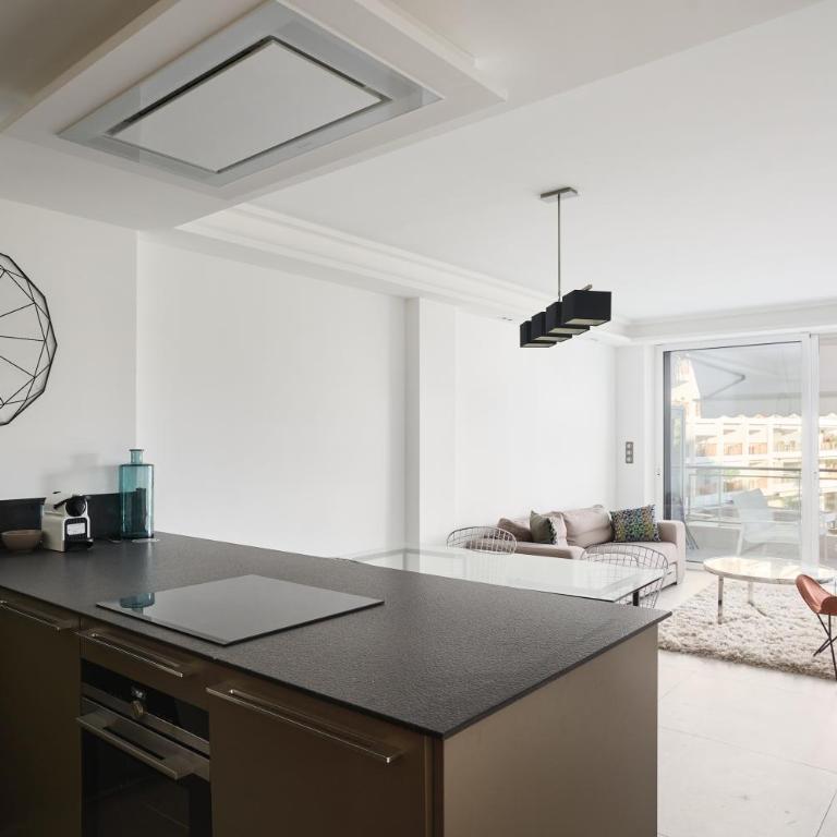 Agence des Résidences - Appartements privés du 45 CROISETTE- Prestige - Apartamento 4 de 2 dormitorios con vistas al mar - 4