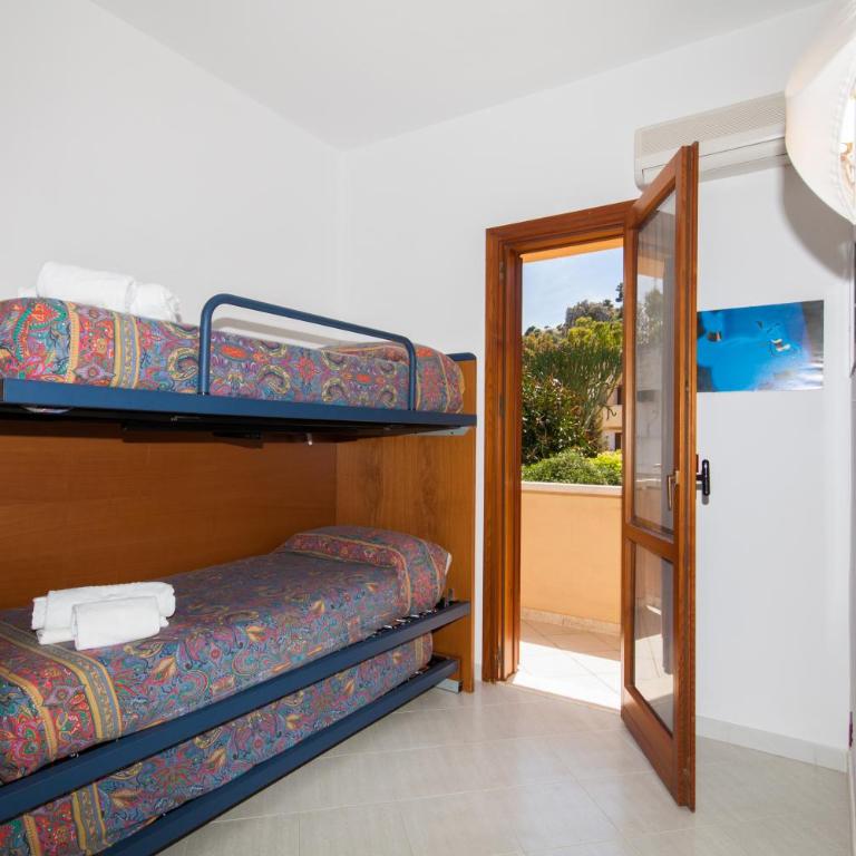 Villa Ciuri di fronte al mare - Casa Vacanze con 2 Camere da Letto - 11