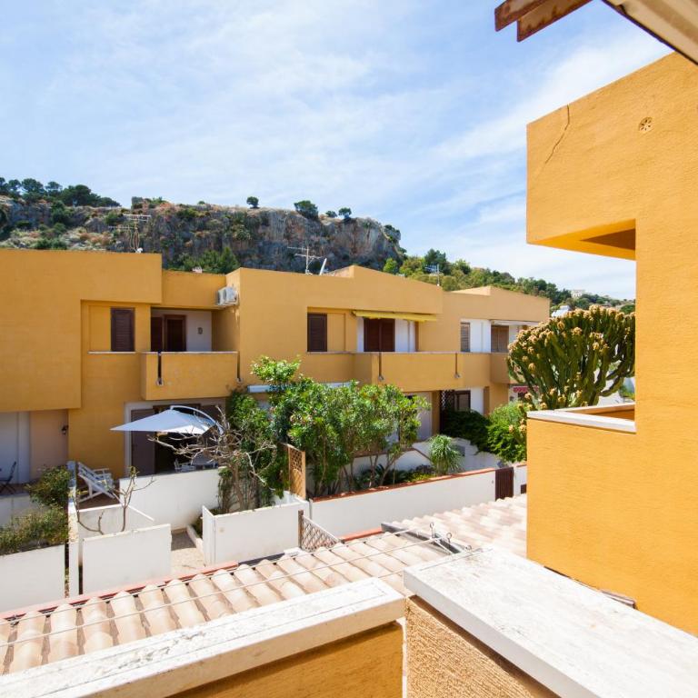 Villa Ciuri di fronte al mare - Casa Vacanze con 2 Camere da Letto - 12