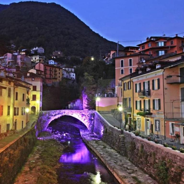 Bridge Aparment Argegno - Appartamento con 1 Camera da Letto - 2