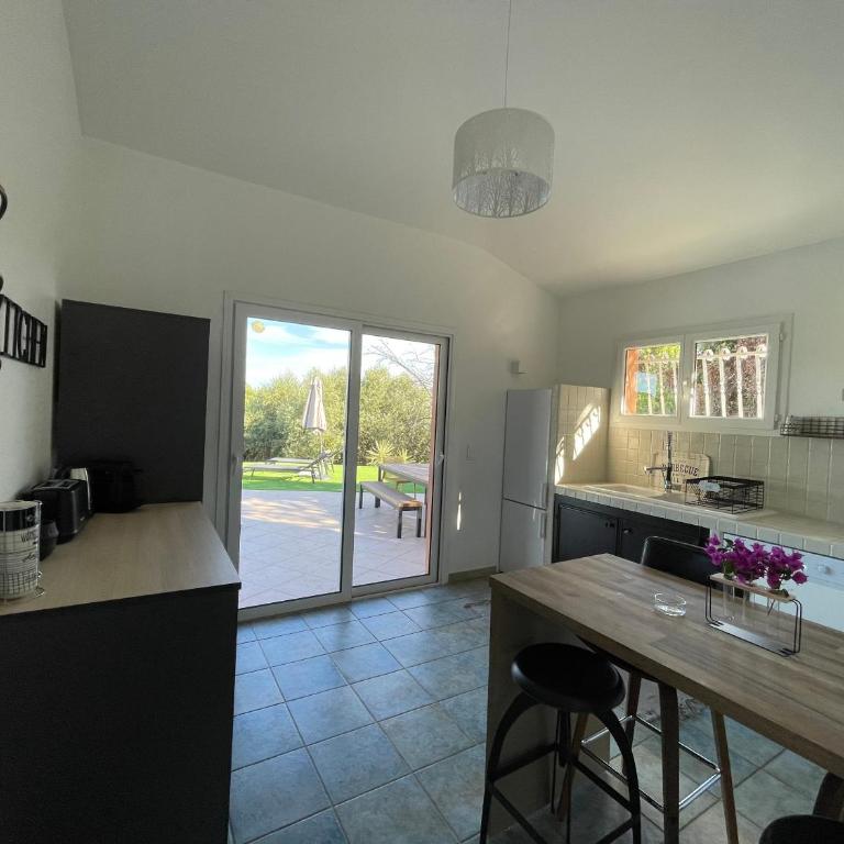 Villa AZURA, vue panoramique et proche mer à Santa Giulia, piscine chauffée - Villa mit 3 Schlafzimmern - 11