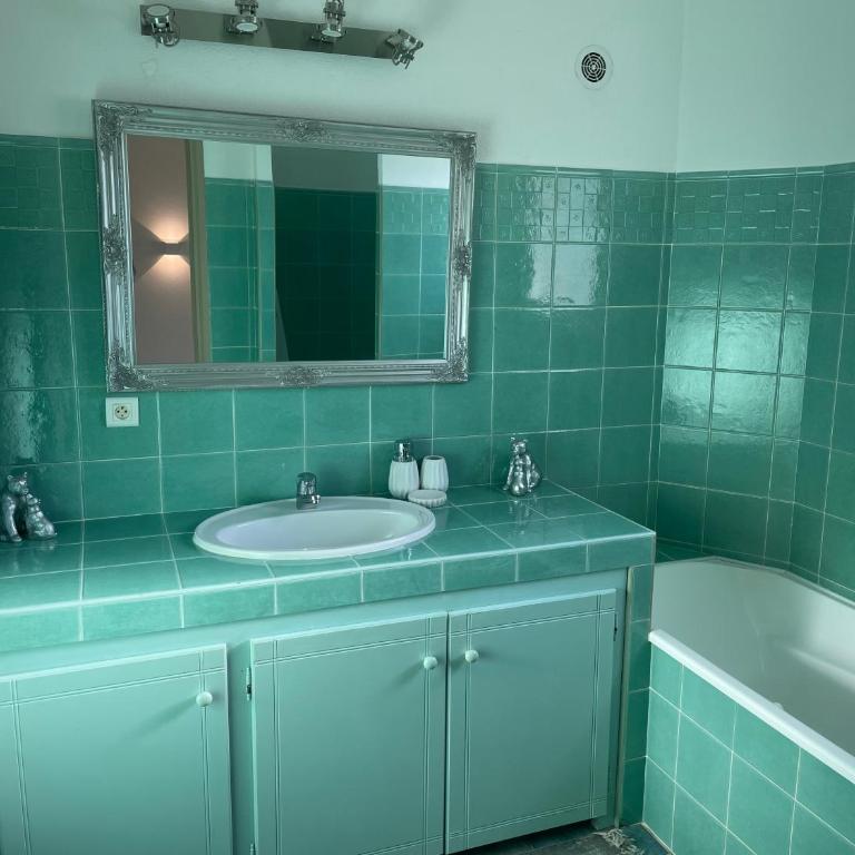 Villa AZURA, vue panoramique et proche mer à Santa Giulia, piscine chauffée - Villa mit 3 Schlafzimmern - 23